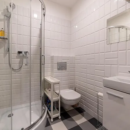 Rentplanet - Na Grobli Apartamento