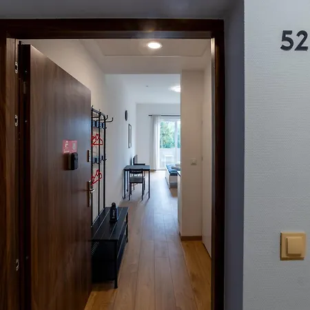 Apartment Rentplanet - Na Grobli